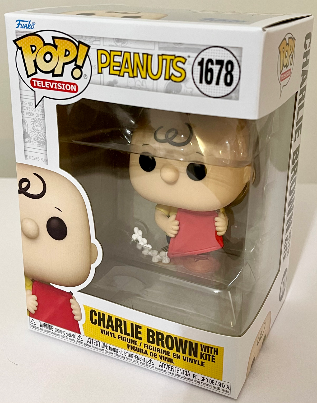 Peanuts Charlie Brown with Kite Funko Pop Vinyl Figure #1678 image 1
