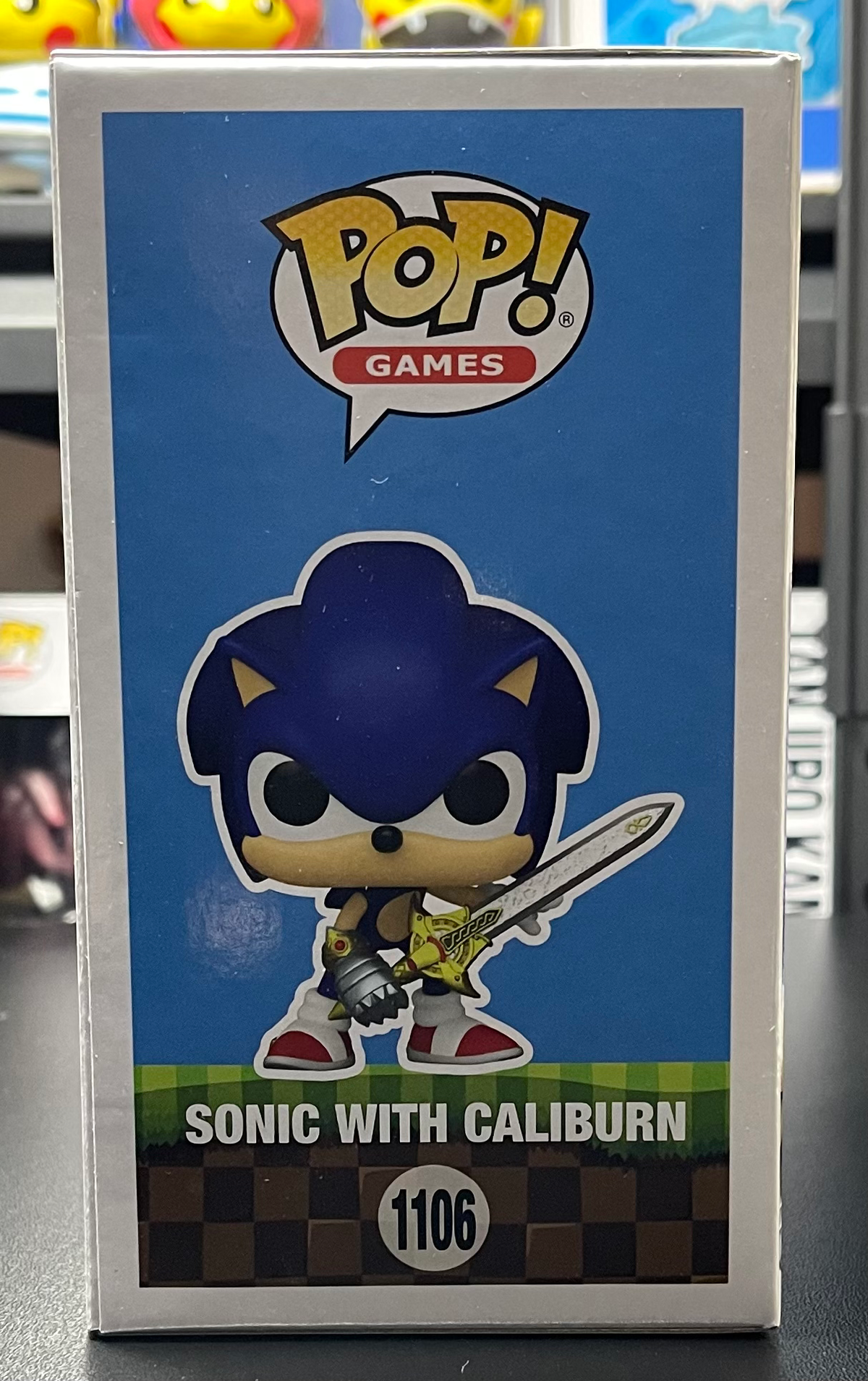 Sonic with Caliburn Funko Pop!  #1106 – Sonic the Hedgehog image 3