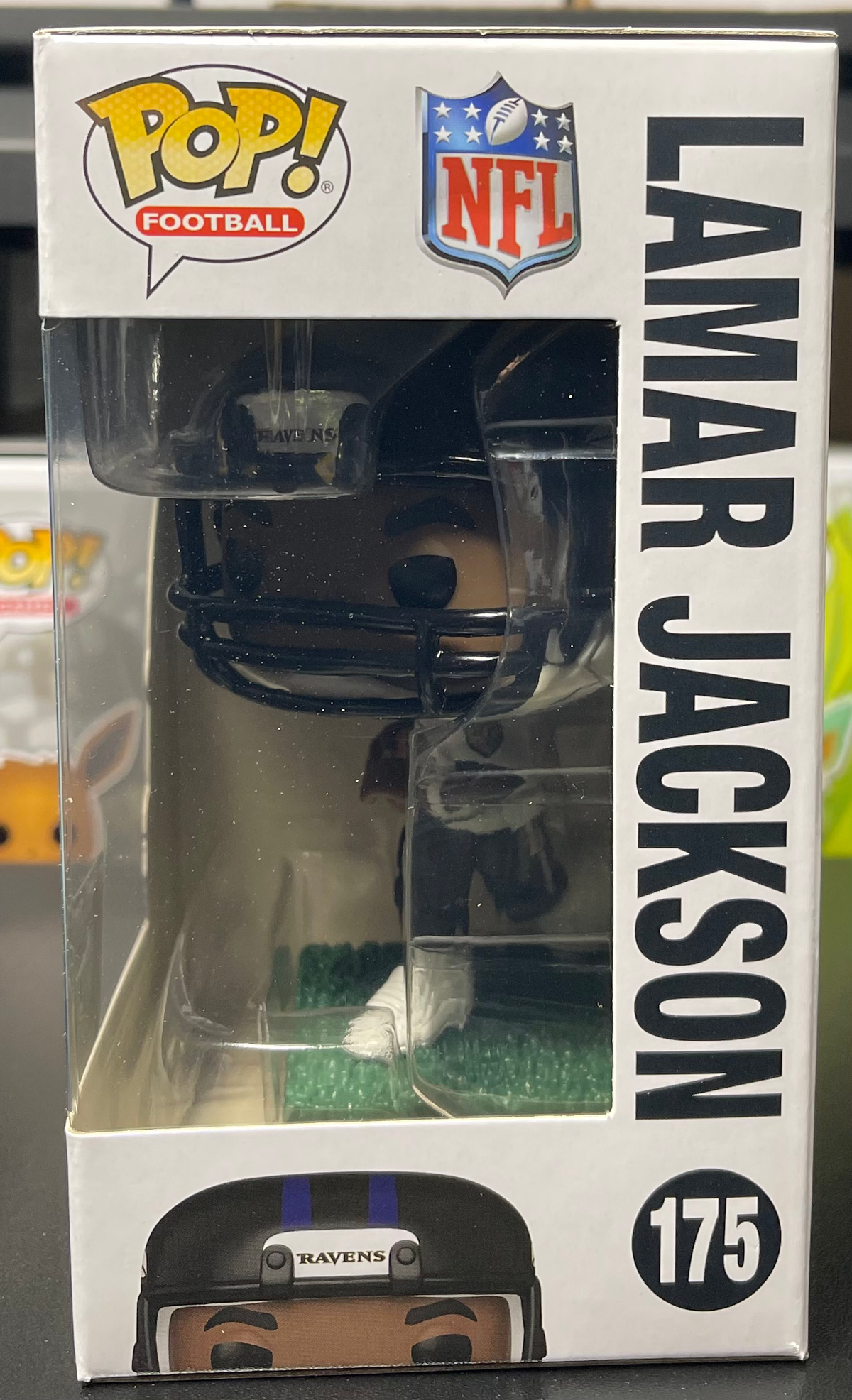 Lamar Jackson Funko Pop #175 Baltimore Ravens Away Uniform image 3